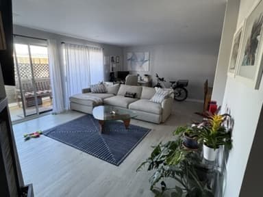 Place Preview main user avatar