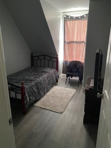 Place Preview main user avatar