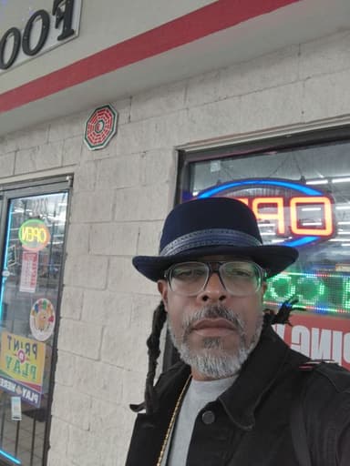 Profile Picture main user avatar