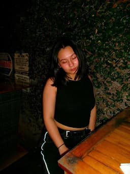 Hli Xia