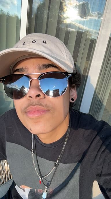 Profile Picture main user avatar