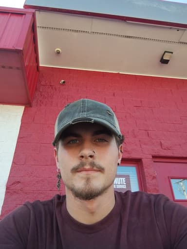 Profile Picture main user avatar