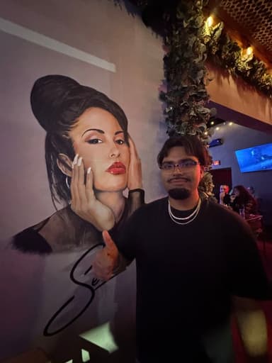 Profile Picture main user avatar