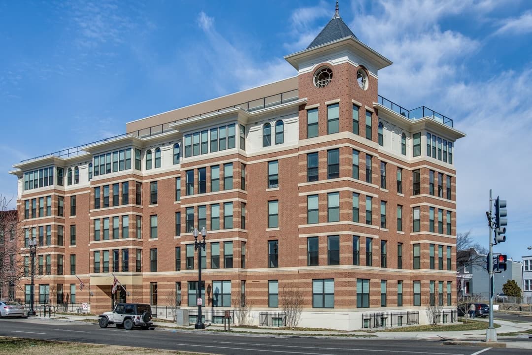 main listing image